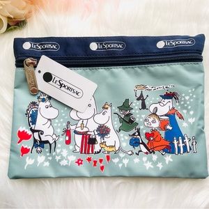 LeSportsac x Moomin Lightweight Cosmetic bag